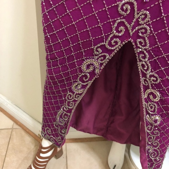 Evening gorgeous, beaded dress - Picture 6 of 8